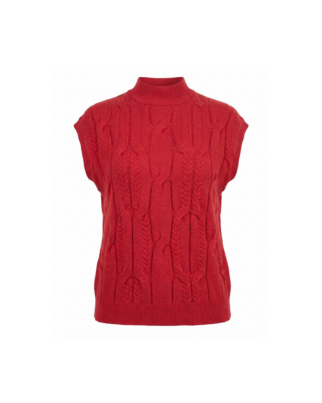 Sleeveless Chunky Cable Knit Pullover